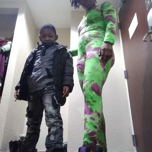 Meet your Posher, Latia